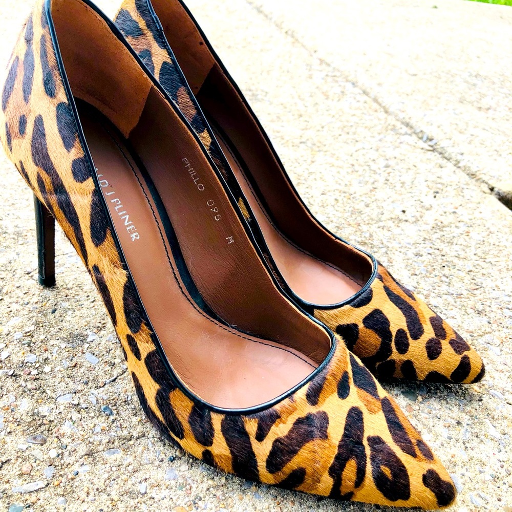 Donald J Pliner leopard heels